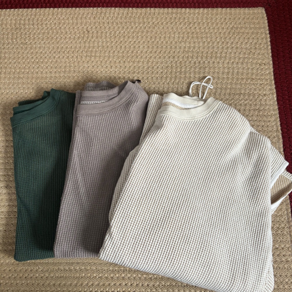 We The Free Lot of 3 size small